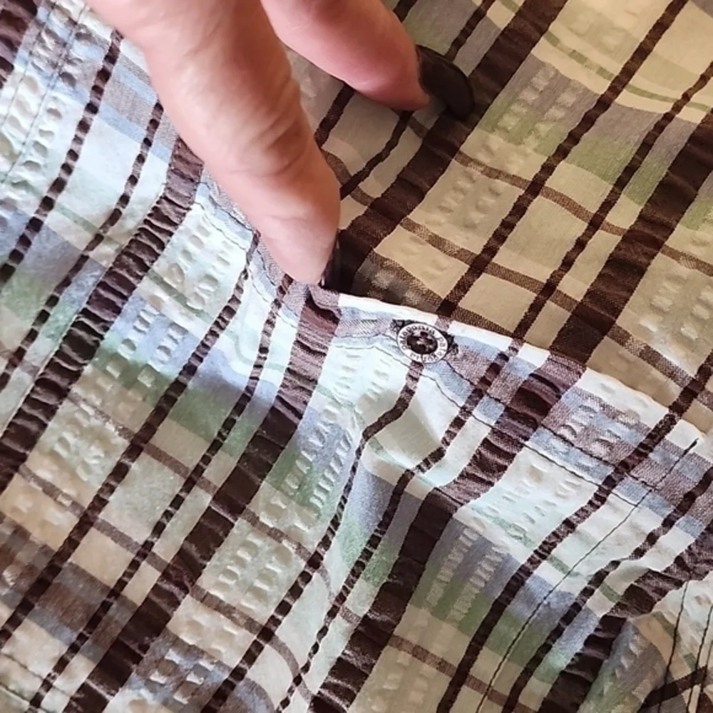Patagonia seersucker‎ fabric button down shirt med